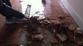 How to remove engineered hardwood floors from concrete subfloor [upl. by Kostman]