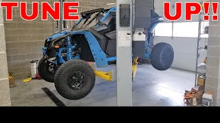 2018 CAN AM MAVERICK X3 XRC OIL CHANGE1000 MILE SERVICE DIY [upl. by Rehnberg]