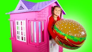 McDonalds Pretend Play House Kid Selling Giant Hamburger Toy Food [upl. by Ellord]