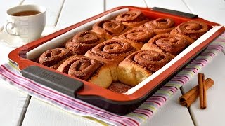 Rulouri cu scortisoara  Cinnamon Rolls CC Eng Sub  JamilaCuisine [upl. by Pazice728]