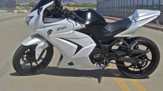 Custom White 2009 Kawasaki Ninja 250r [upl. by Muryh]