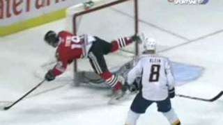 Jonathan Toews Spectacular Goal vs Predators 1242009 [upl. by Sral189]