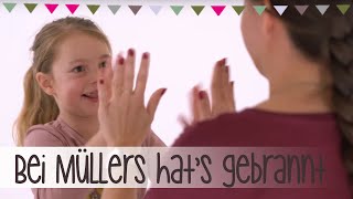 Bei Müllers hats gebrannt  Klatschspiele Anleitung Kinderlieder [upl. by Acined207]