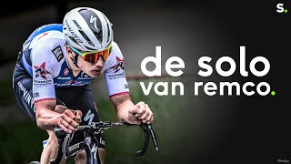 De straffe solo waarmee Remco Evenepoel naar zijn eerste monument reed LuikBastenakenLuik 2022 [upl. by Ennayr215]