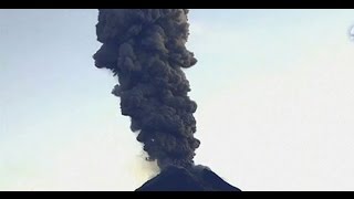 Mexican volcano erupts [upl. by Rieth724]