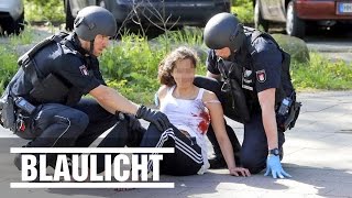 Frau in Jenfeld mit Schrotflinte angeschossen  Polizei sucht 6 Stunden nach dem Täter [upl. by Palua879]