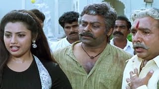 Chiranjeevi pushed out of the house by Meena  Main Hoon Rakhwala  Hindi Scene [upl. by Diego957]