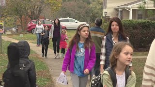 Walking Wednesdays gets underway at Wolftrap Elementary school in Fairfax County [upl. by Kalmick]