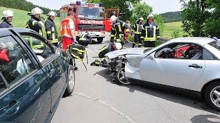 Zusammenstoß bei KorbachEppe Drei Verletzte Rettungshubschrauber [upl. by Kosey25]