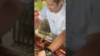 Lechon Baboy na may laman na shrimp at crab [upl. by Gant912]