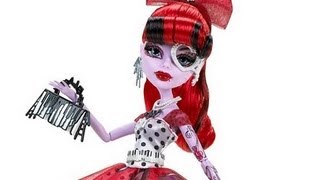 Monster High  Dot Dead Gorgeous Operetta Review en Français [upl. by Manon530]