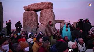 Stonehenge revelers bring in the winter solstice [upl. by Aisyat]