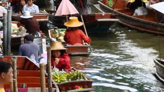 Damnoen Saduak floating market July 2013 [upl. by Joette]