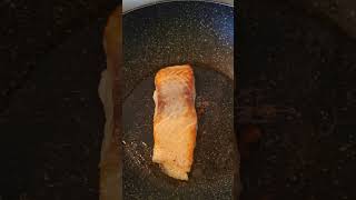 VEGGIES  PAN FRIED SALMON [upl. by Custer]