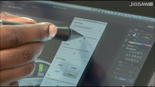 First look Wacom Cintiq 13HD handson review [upl. by Valeda]