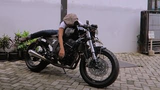 MotoVLog  Kawasaki ER6N Cafe Racer [upl. by Loria]