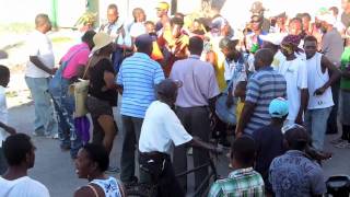 Activités précarnavalesque dans la ville des cayes  dimanche 29 janvier 2012 [upl. by Allebara]