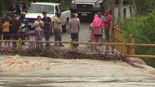 Ríos y arroyos rebasan puentes y dejan comunidades incomunicadas en Rv y CDFDZ por Tormenta Chris [upl. by Annairam399]