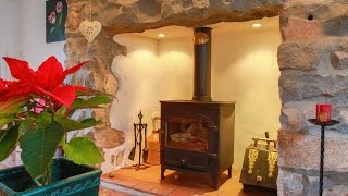 Bodeuon A Charming Spacious Holiday Cottage In The Centre Of Nefyn [upl. by Mixam87]