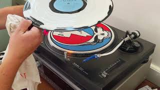 Cleaning a vinyl LP with Titebond II wood glue [upl. by Alikee]