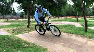 How to ride pumptrack  mountain biking skills [upl. by Xylina297]