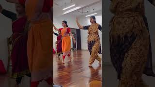 ashtapadi mohiniyattam dance classicaldance live performance danceschool kalamandalam dance [upl. by Gothurd]