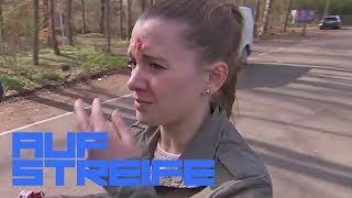 Krasse Ausraster nach Verkehrsunfall Wer ist ins Auto gesprungen  Auf Streife  SAT1 TV [upl. by Annhoj]