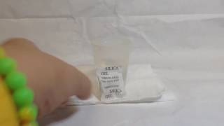 What happens if you put a Desiccant pack in water [upl. by Hoopen]