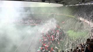 Feyenoord  Ajax sfeer bij opkomst in De Kuip 20151108 [upl. by Iht]