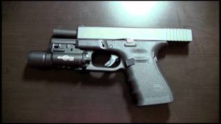 Surefire X300 for Glock 19 Gen 4 Initial Impression [upl. by Selia973]