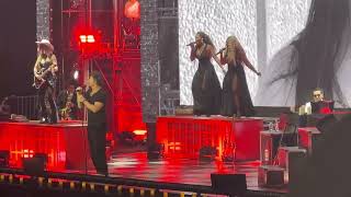 Mujeres  Ricardo Arjona En Vivo Chicago 2023 [upl. by Noryd]