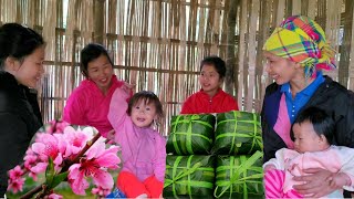 A single mother wrapped banh chung for Tet and a kind sister came to visit and gave her Tet gifts [upl. by Eerihs]