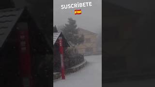 🇪🇦 LA NIEVE LLEGA A SIERRA DE MADRID 🇪🇦 shorts viral madrid españa [upl. by Ssilem]