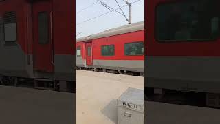 Humsafar Express at Dadri Railway Station [upl. by Dulciana]