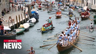 Vogalonga regatta in Venice sees rowers in colorful boats [upl. by Hallee]