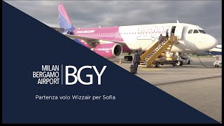 Milan Bergamo Airport  Partenza volo Wizzair per Sofia [upl. by Uv272]