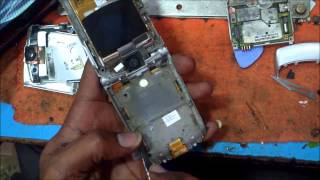 Motorola Razr V3 Keypad and Display Removal [upl. by Clyde634]