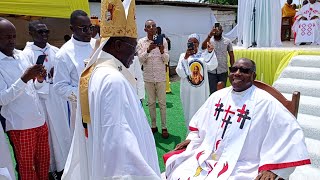 MESSE DINSTALLATION DE L’ABBÉ ALAIN LOEMBA MAKOSSO COMME CURE DE LA PAROISSE SAINTE THERESE [upl. by Nereen]