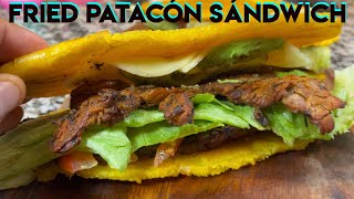 How to make patacón Colombiano  Deep fried plantain Sándwich  como hacer sándwich de patacón [upl. by Ttezil197]