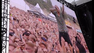 Donots quotKaputtquot im Moshpit Flughafen Berlin Tempelhof 25 August 2024 [upl. by Erodavlas679]