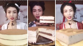 青山 MOUSSE TIRAMISU CAKE Mousse Cake ASMR Chinese Mukbang  吃提拉米蘇蛋糕 [upl. by Adlee]