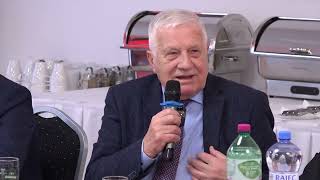 Václav Klaus a Ivo Strejček  výběr z debaty se zemědělci [upl. by Naitirb206]