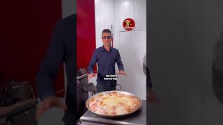 SCRIVICI PER AVERE INFO SUL MAN VS PIZZA [upl. by Minni]