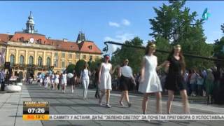 Maturski ples u Somboru  Jutarnji program  31052106 [upl. by Schonthal385]