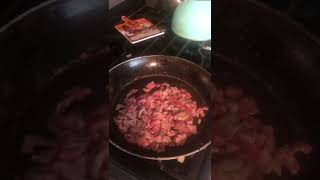 Pan frying steak and garlic [upl. by Amoreta558]