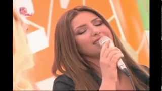 Helena Paparizou  Na Xipnao Ke Na Me Mazi Sou Live  Kafes Me Tin Eleni 2010 [upl. by Aztinaj]