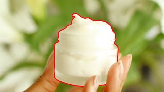 DIY BEGINNER FACE MOISTURISER Tutorial  Start Making Your Own Face Cream Today [upl. by Ainitsirhc]