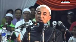 Ustaz Azhar Idrus  Ibu Paksa Saya Kahwin tapi saya tak ikut apa Hukumnya [upl. by Phia561]