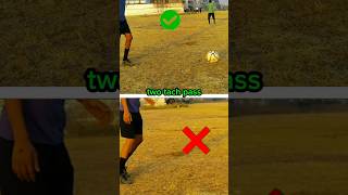 Who to do TWO TAUCH pass football pass two TAUCH pass footballshkiilfootballflick ronaldo [upl. by Hereld]