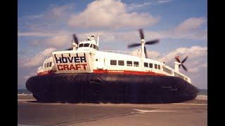 Hoverspeed Hovercraft High Speed Ferry wwwglobemasterde [upl. by Gladis59]